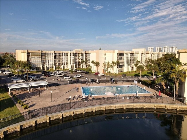 Building Photo - 701 Three Islands Boulevard