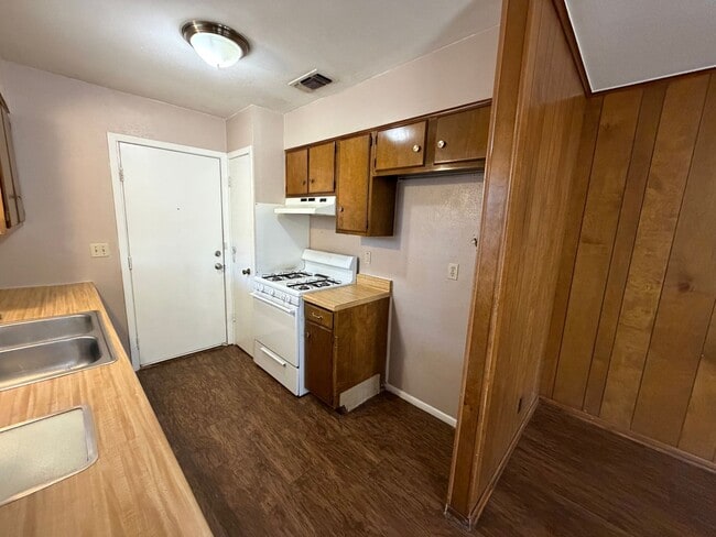 Building Photo - NICE 3 BEDROOM HOME WITH 2 FULL BATHS IN NORTH EAST IND. SCHOOL DISTRICT FEATURING VINYL PLANK "W...