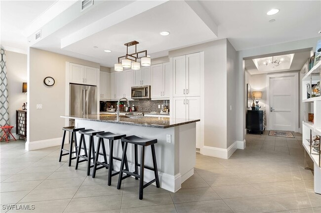 Building Photo - 1030 3rd Ave S