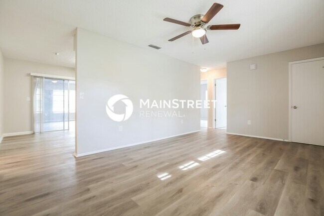 Building Photo - 3 Bedroom Pet-Friendly Home in VENICE, FL with Main Street Renewal