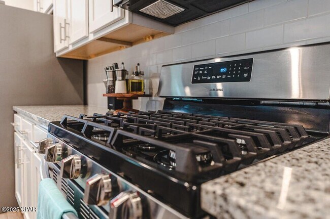 Building Photo - 378 Jones Homestead Rd