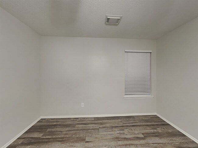 Building Photo - 6714 Hidden Colony Ln