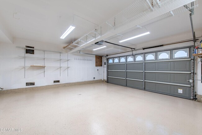 Building Photo - 1751 Tallowberry Ln