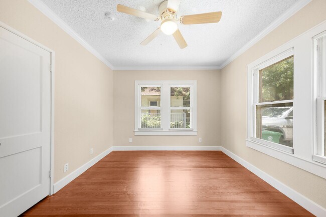 Building Photo - 1324 Allston St
