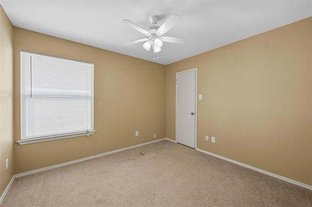 Building Photo - 9229 Chesapeake Ln