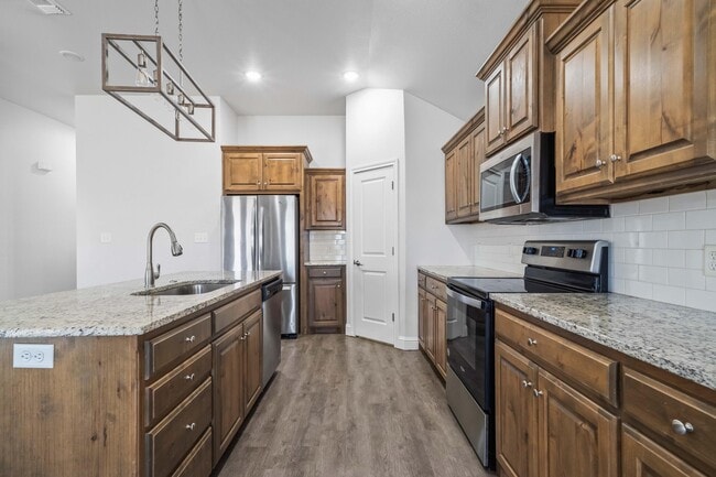 Building Photo - 7523 87th St