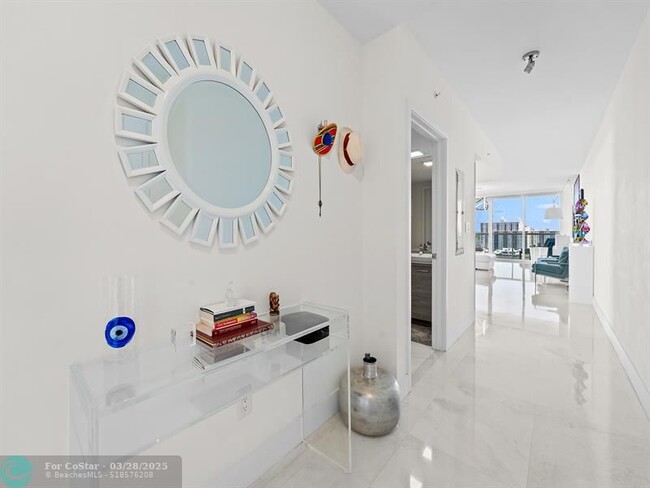 Building Photo - 400 Sunny Isles Blvd