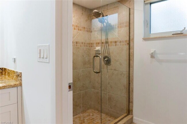 Building Photo - Golden Gate Estates Single Family home on 2.5 acres no HOA!!!