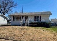 Building Photo - 290 S St Charles St