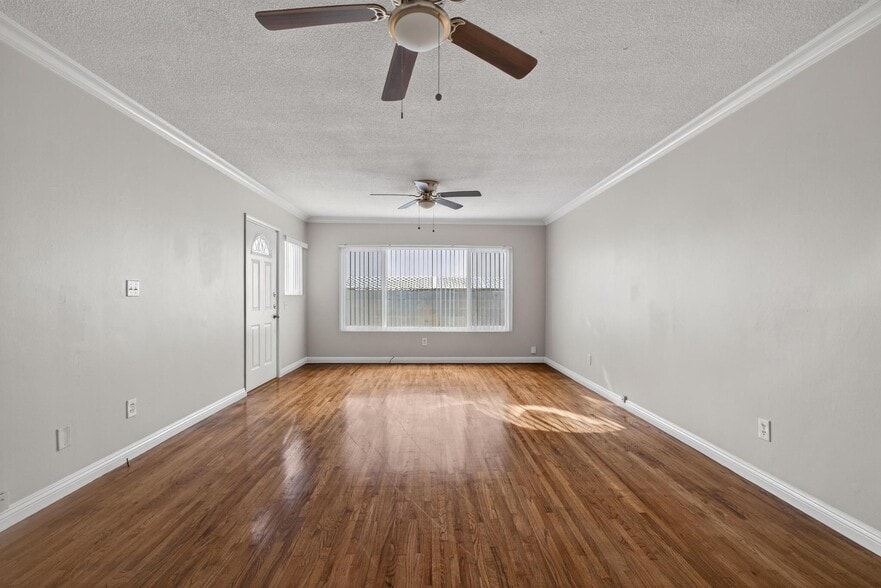 Building Photo - 25218 Loytan St