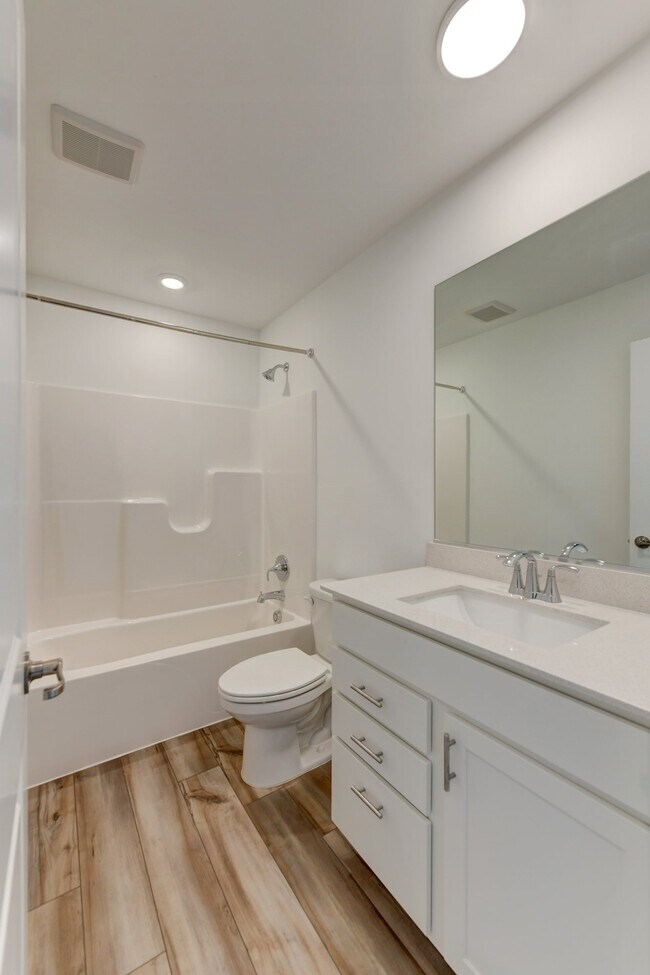 Building Photo - 8362 Kannon Dr