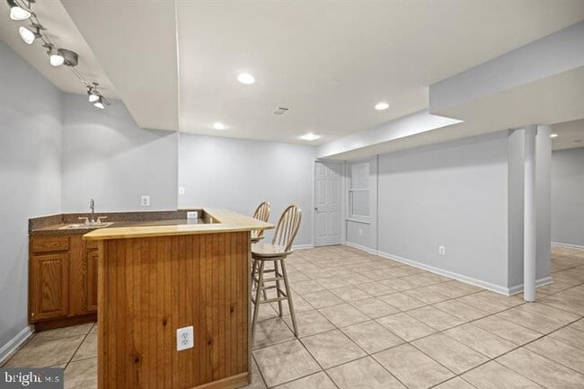 Building Photo - 18953 Longhouse Pl