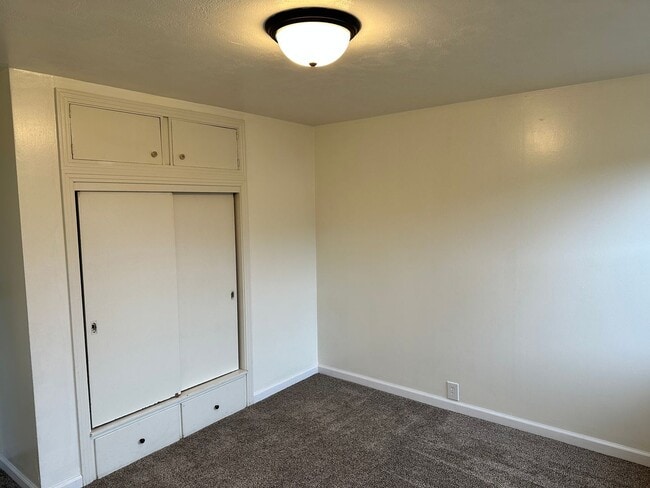 Building Photo - 3852 G St