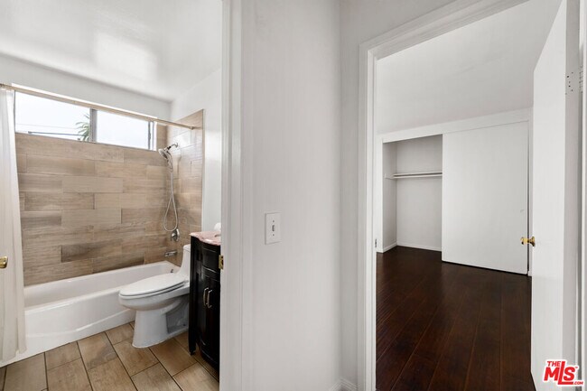 Building Photo - 3355 S Canfield Ave