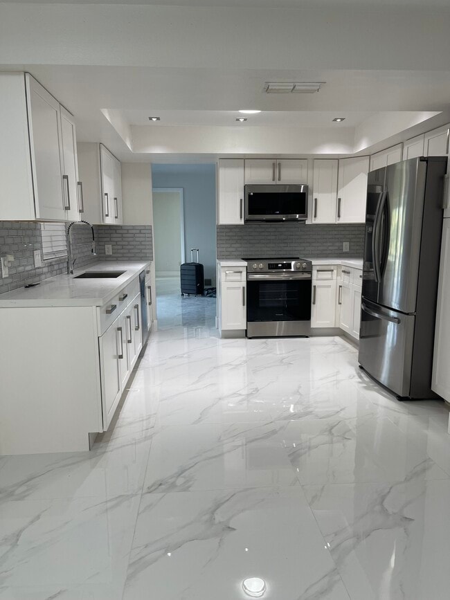 Building Photo - 4351 Orange Grove Blvd