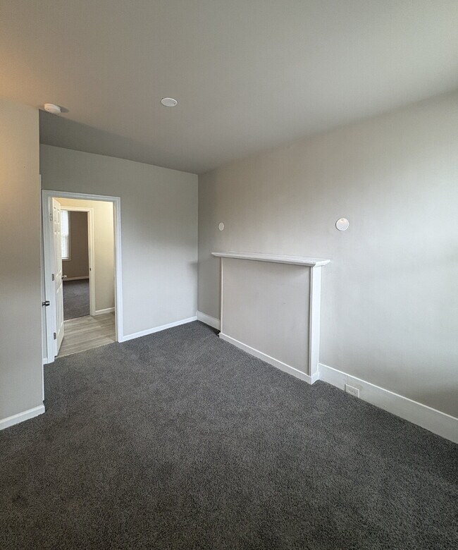 Building Photo - 2213 Belair Rd