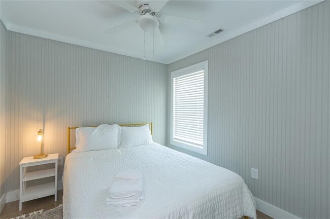 Building Photo - 1027 Smyzer Rd