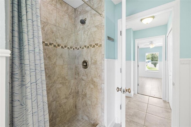 Building Photo - 5541 Bayou Grande Blvd NE
