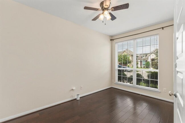 Building Photo - 5314 Belle Manor Ln