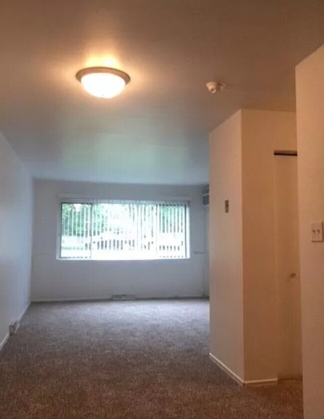 Building Photo - 5155 Georgia St