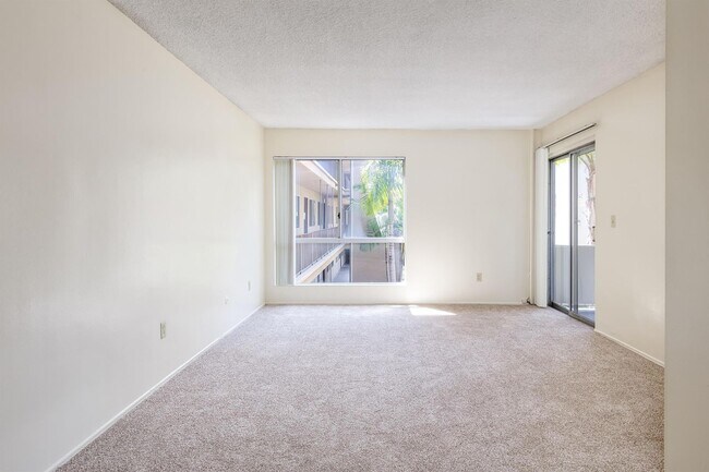 Building Photo - Dorchester Apartments | Spacious 1 & 2 Bedroom Apartments Near SDSU