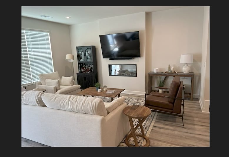 Building Photo - 114 Fister Dr