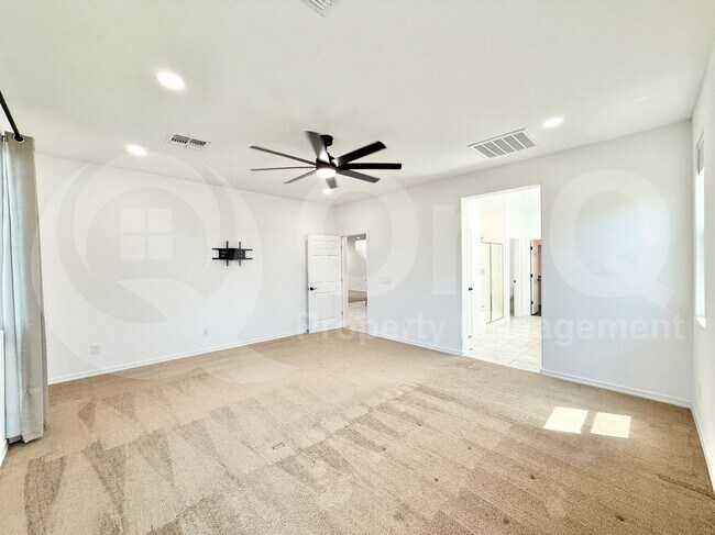Building Photo - 24852 N 143rd Dr