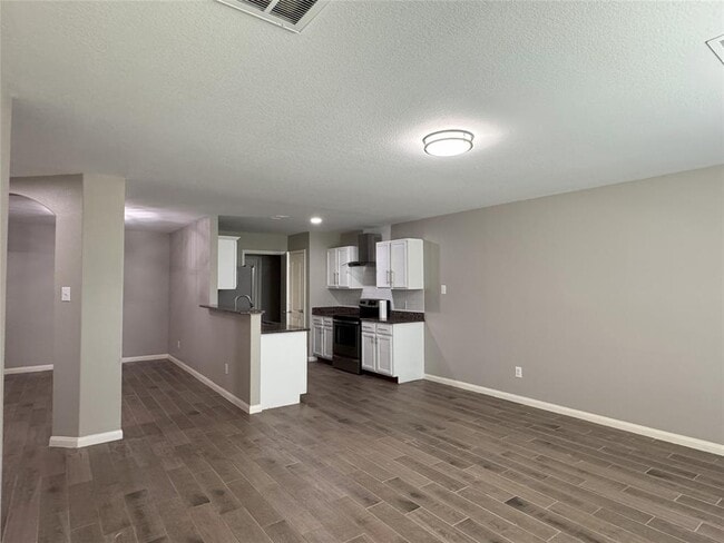 Building Photo - 22502 Guncotton Ave