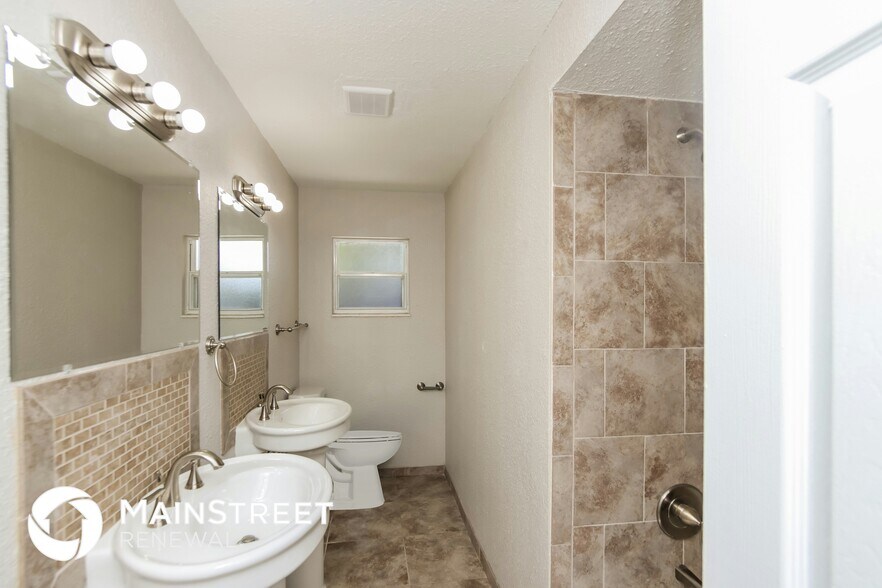 Building Photo - 2389 Ricky Rd