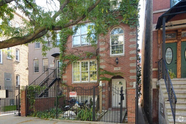 Building Photo - 1445 W Cortez St