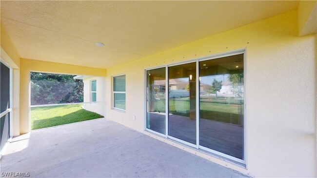 Building Photo - 621 NW 7th Pl