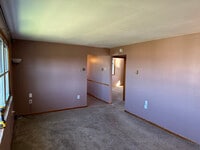 Building Photo - 148 Cornell Rd