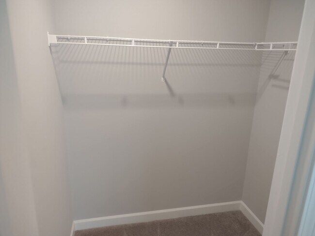 Building Photo - 1031 Ashcroft Cir
