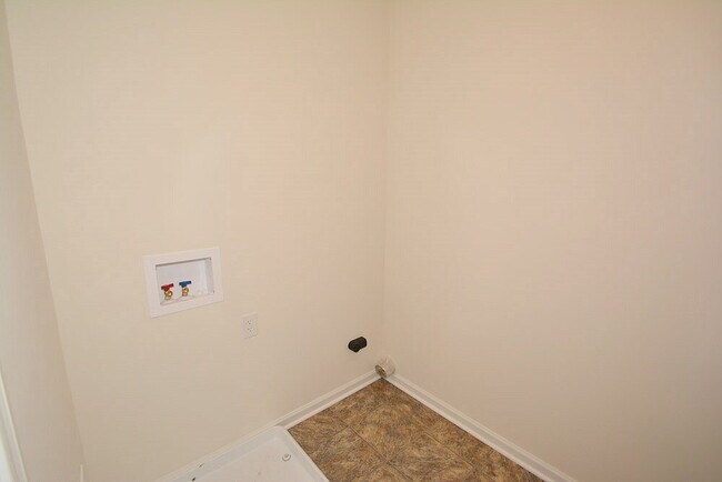 Building Photo - 8341 Sansa St