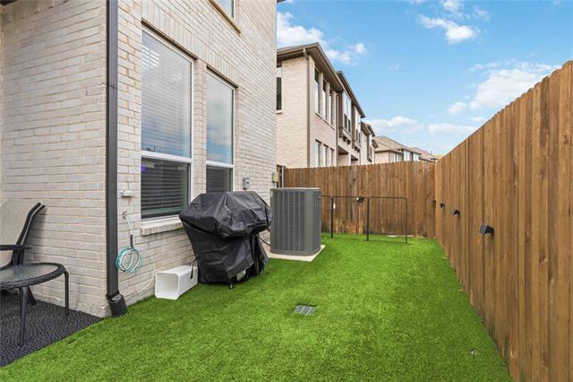 Building Photo - 1128 Queensdown Wy