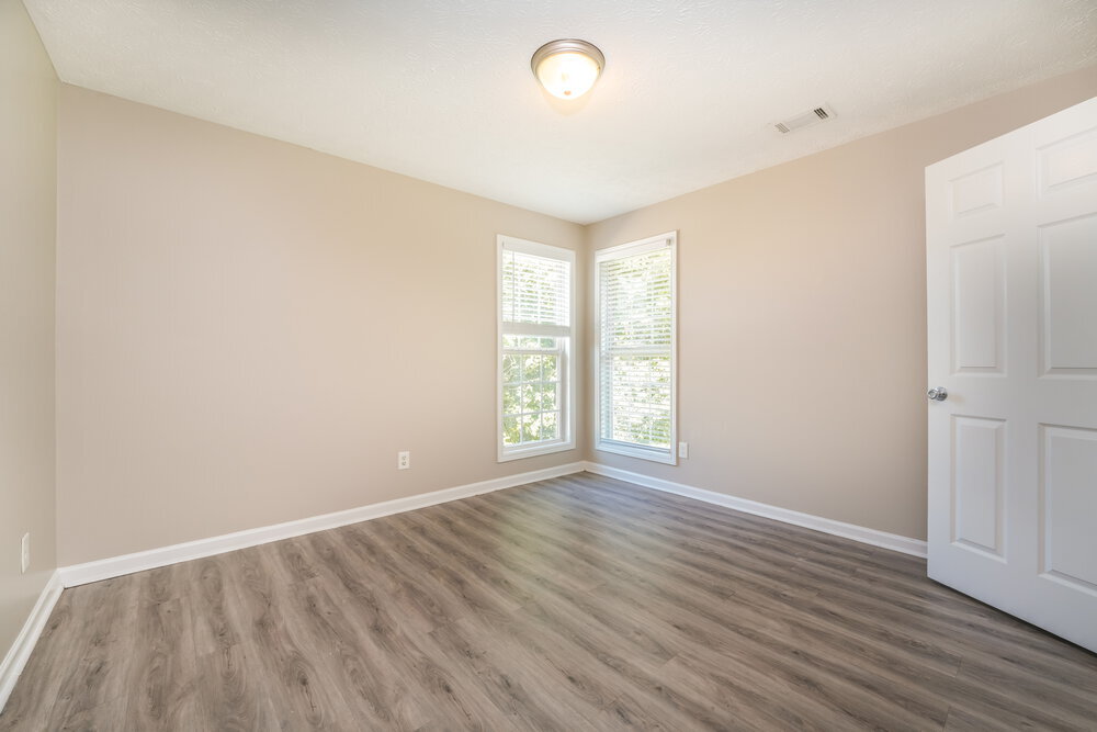 Building Photo - 1035 Paper Creek Dr SE