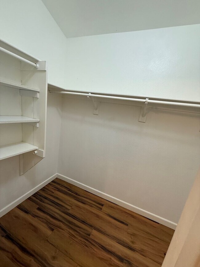 Building Photo - Rancho Alta Mira Single Story Home with 2 Car Garage