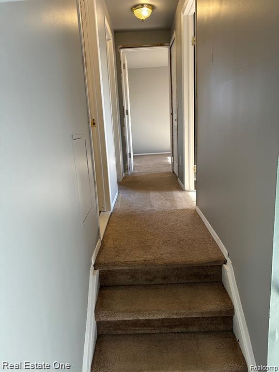 Building Photo - 5102 Franklin Park Dr