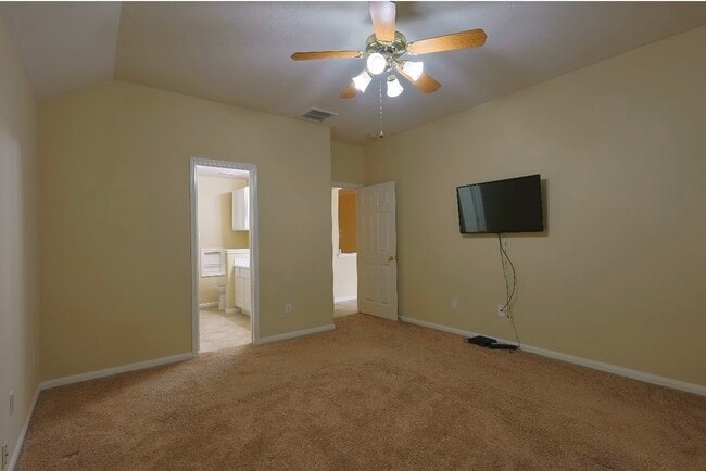 Building Photo - 6723 Green Sage Dr