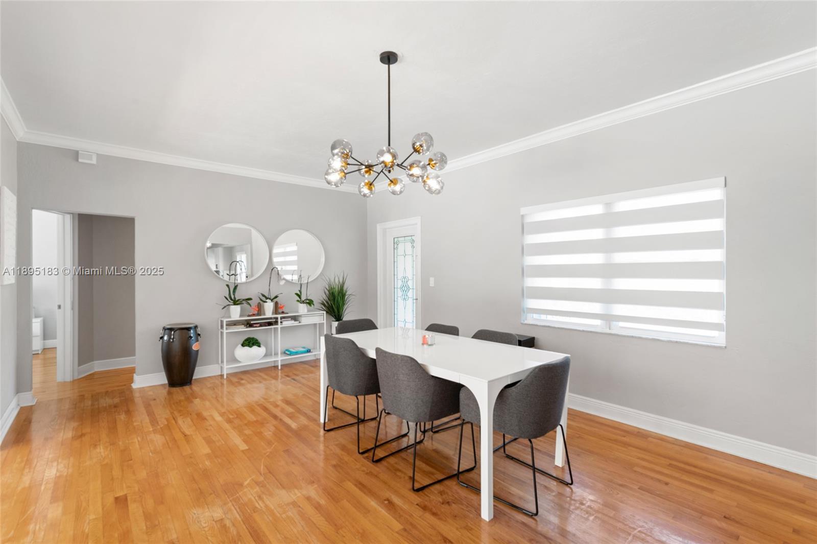 Building Photo - 10626 NE 10th Ct