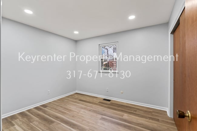 Building Photo - Limited Time Offer: Half-Month Discount on Lease Signed Before January 31st!-28 Parkwood Dr, Brow...