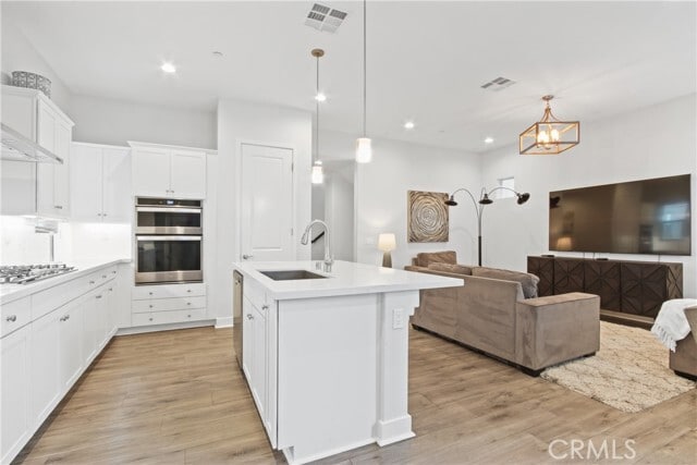 Building Photo - 660 Daniel Freeman Cir