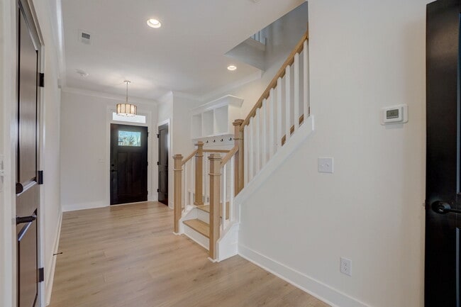 Building Photo - 1112 Pender St