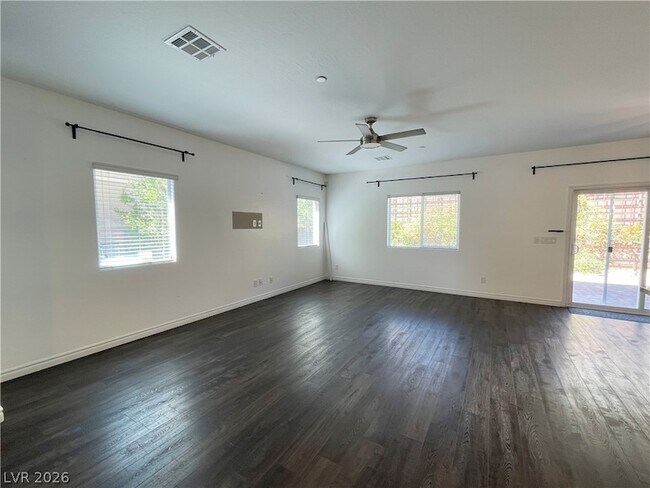 Building Photo - 7035 Denio Island St