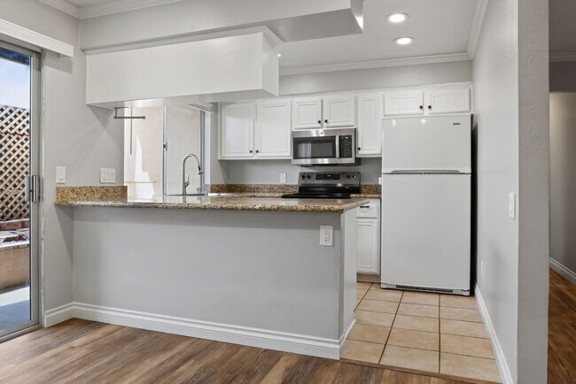 Building Photo - 7988 Mission Center Ct