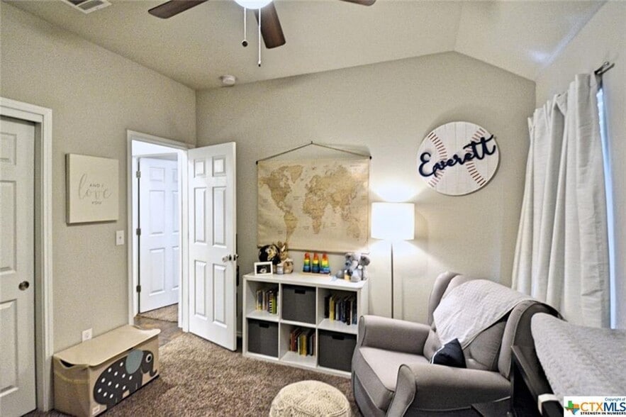 Building Photo - 362 Limerick Rd