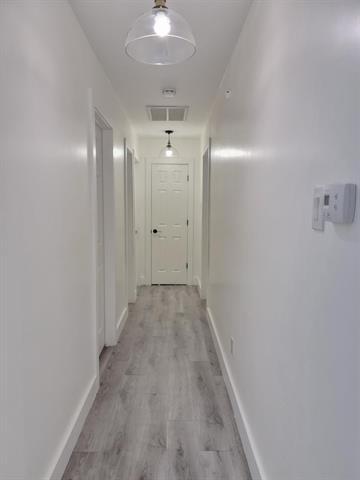Building Photo - 7810 Creek View Dr