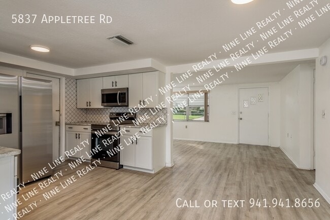 Building Photo - 5837 Appletree Rd