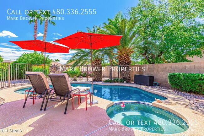 Building Photo - 2623 E Detroit Pl