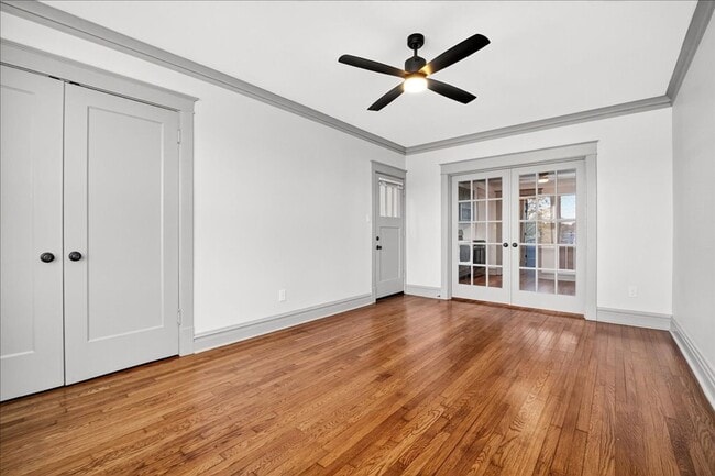 Building Photo - Pizza Prynce